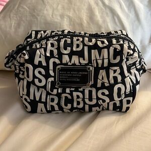 Marc Jacobs Monochrome Logo Cosmetic Case
